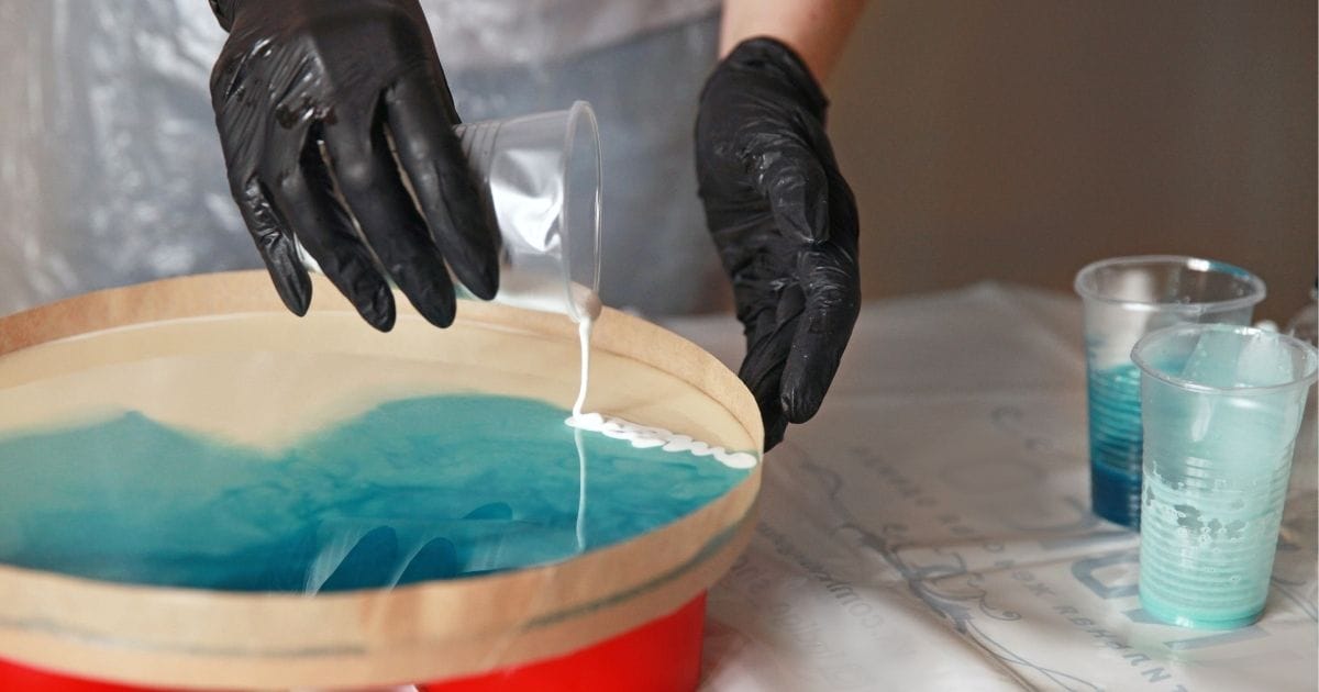 How To Mix Epoxy? Epoxy Resins Art